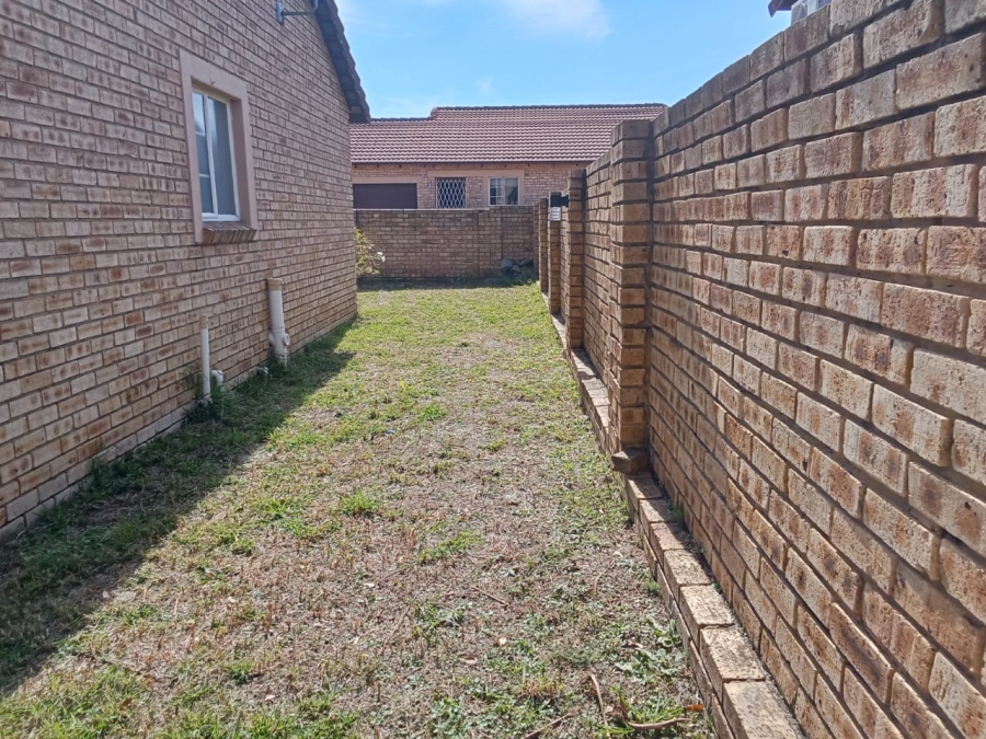 2 Bedroom Property for Sale in Sasolburg Ext 11 Free State
